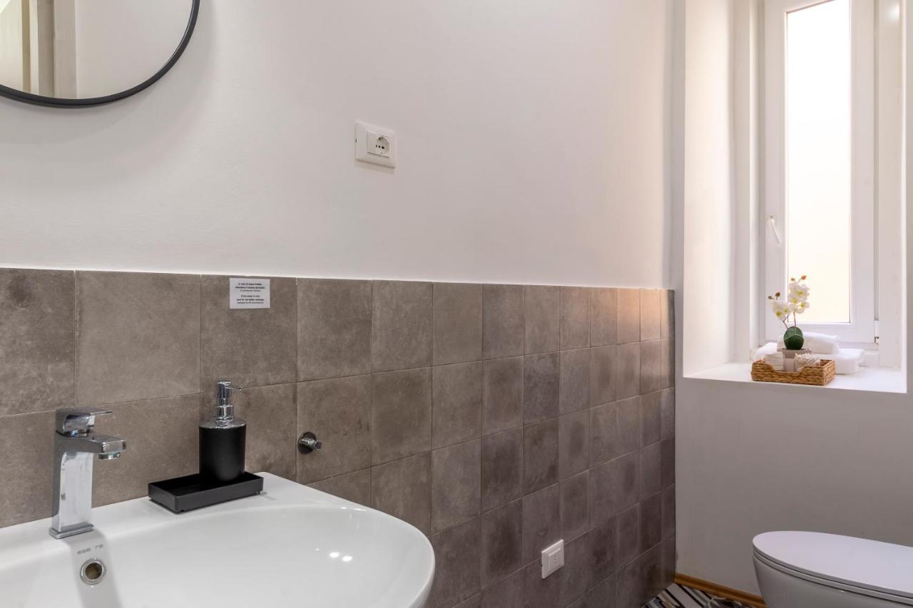 Lovely Guest-Room With Private Bathroom Trieste Extérieur photo