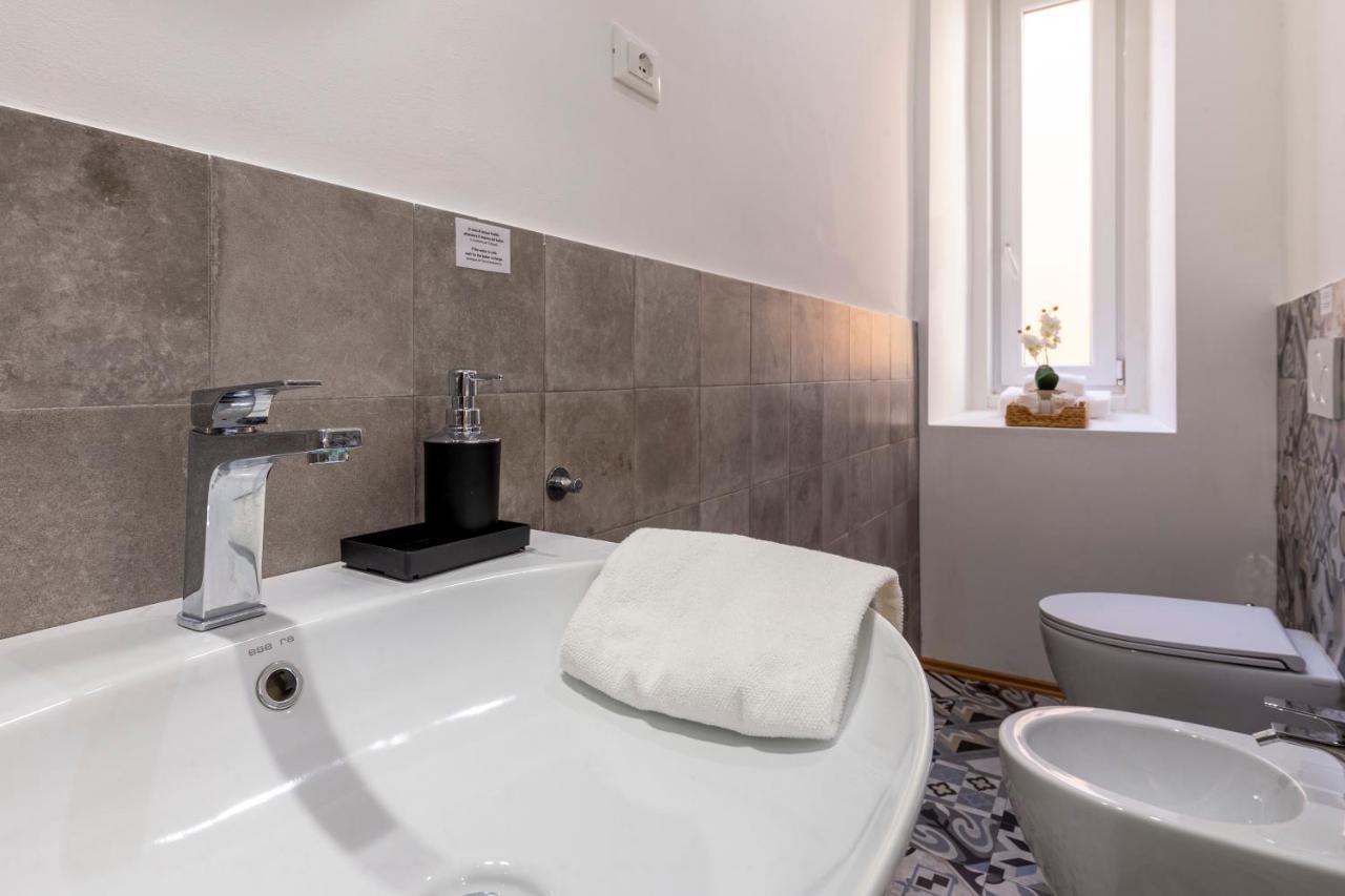 Lovely Guest-Room With Private Bathroom Trieste Extérieur photo